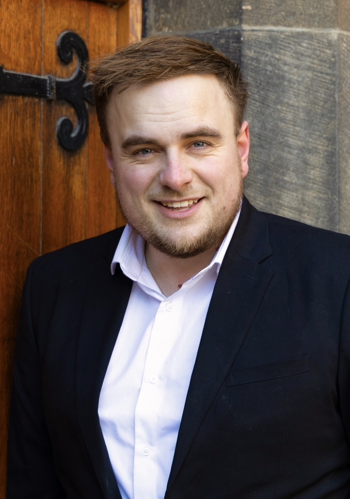 Ross Cumming - Baritone